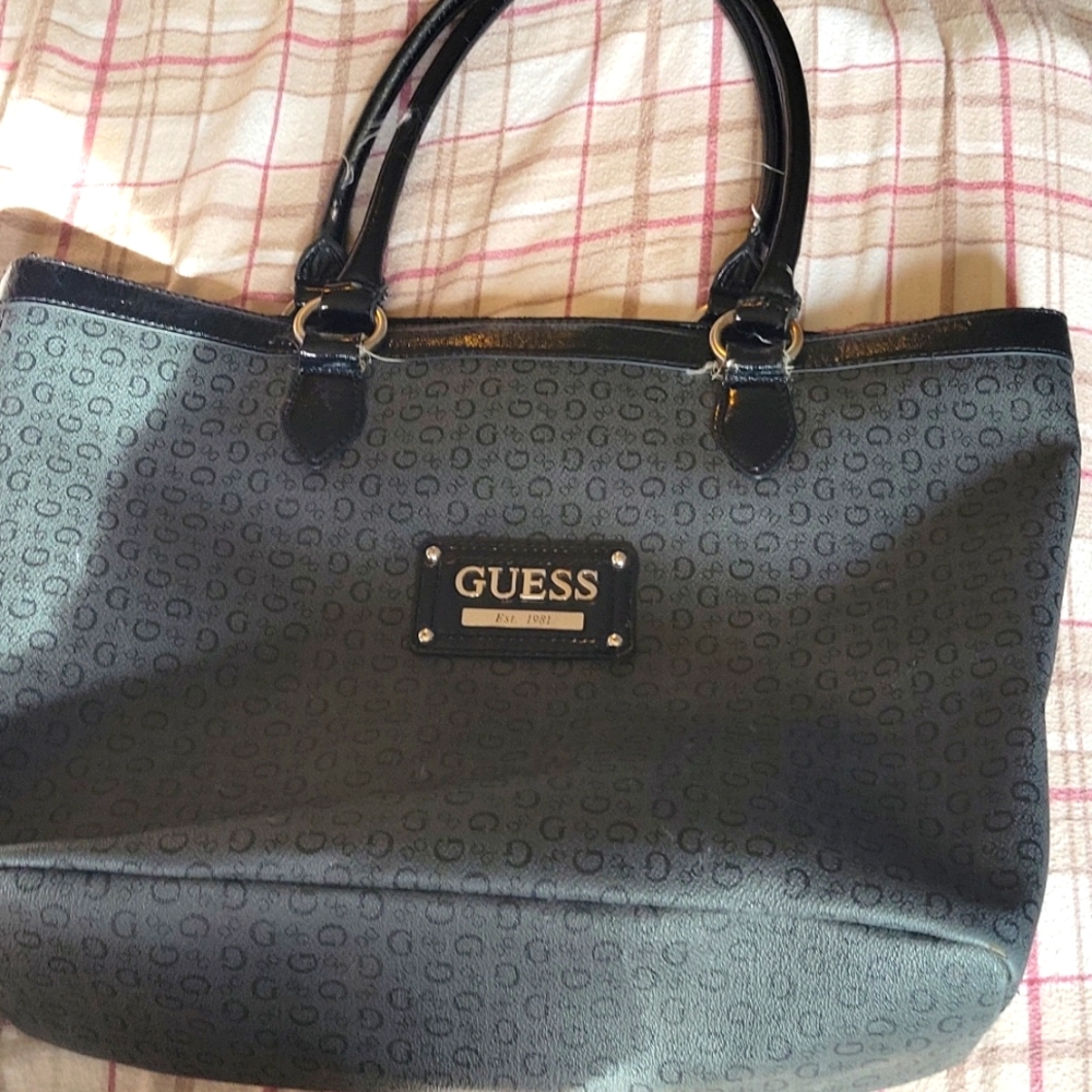 GUESS Big Tote Bag